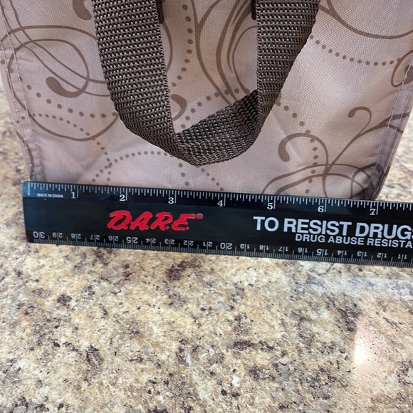 Thirty-One Small Soft Sided Cooler. Brown & Tan Design Monogrammed •B•   GUC - Picture 12 of 13